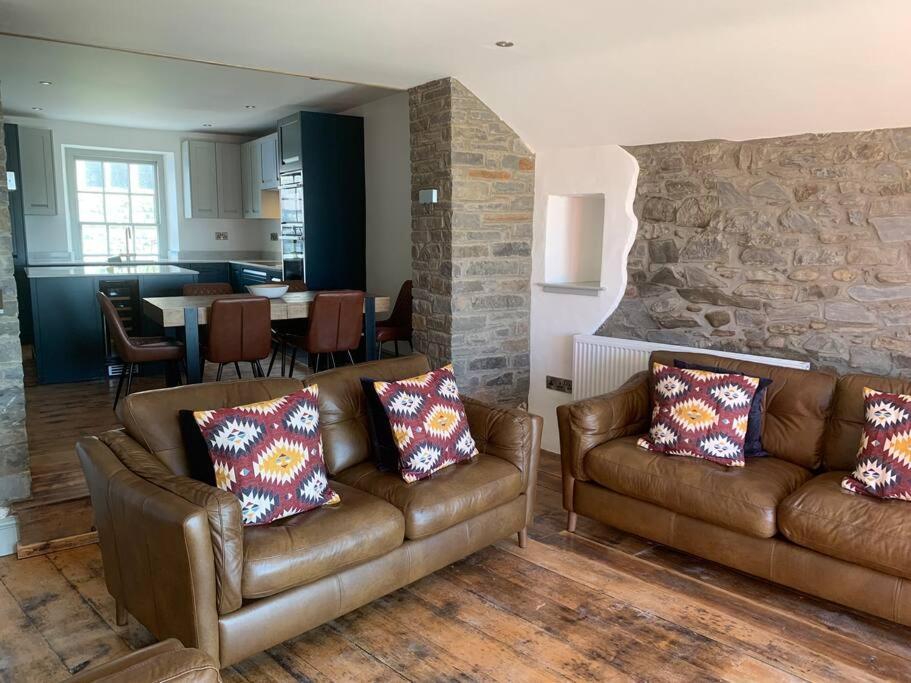 Island House - Panoramic Harbour Views Holiday home Aberaeron